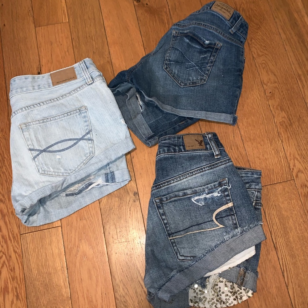 Bundle, size 2 denim shorts Abercrombie, AE, aero